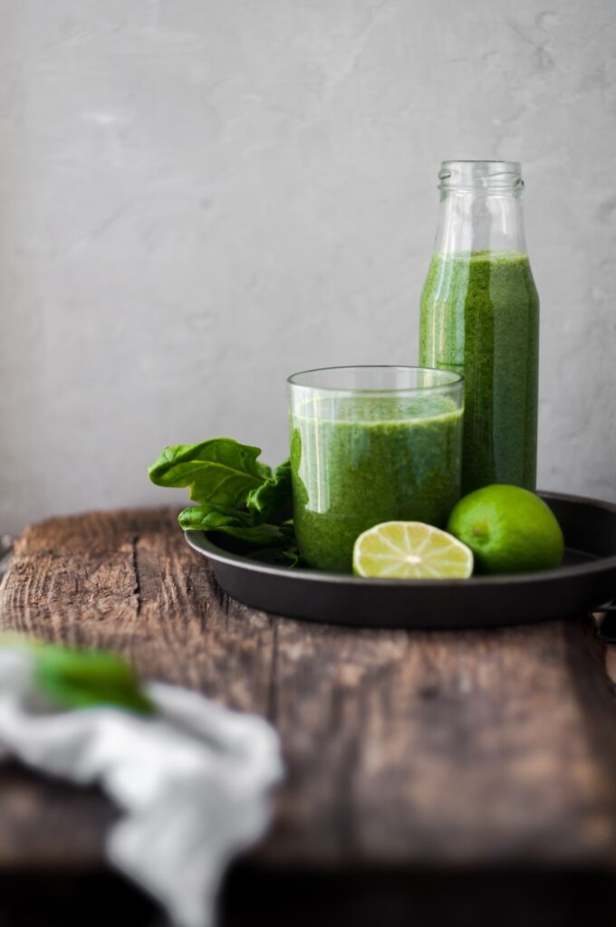 naomi, green smoothie